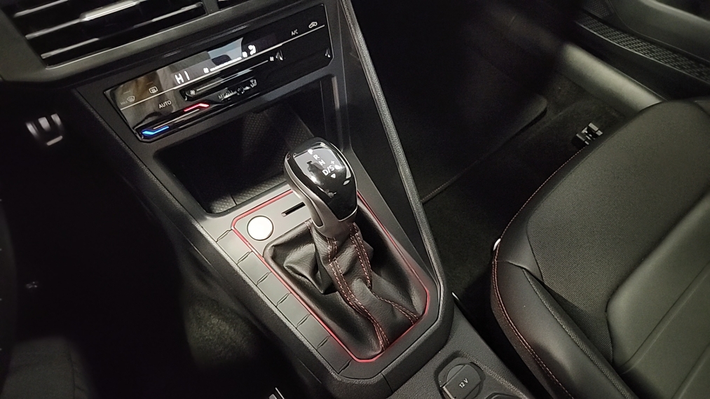 VW - Volkswagen-POLO-1.4 250 TSI GTS AUTOMÁTICO