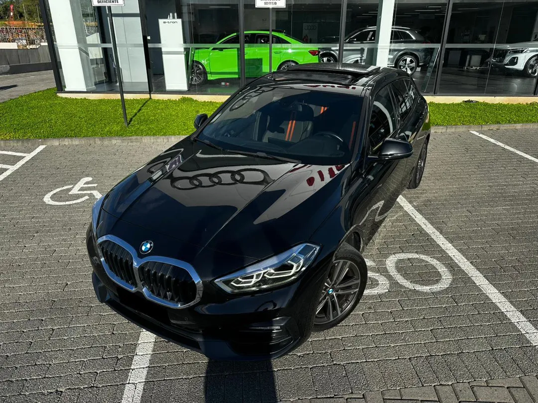 BMW-118i-118i Sport 1.5 TB 12V Aut. 5p