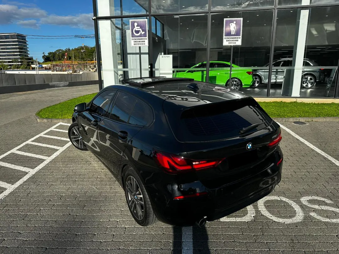 BMW-118i-118i Sport 1.5 TB 12V Aut. 5p