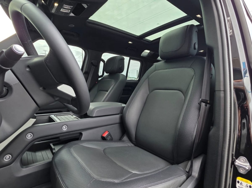 Land Rover-DEFENDER-3.0 D300 TURBO DIESEL MHEV 110 X-DYNAMIC HSE AWD AUTOMÁTICO