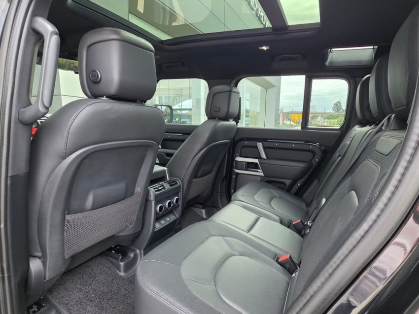 Land Rover-DEFENDER-3.0 D300 TURBO DIESEL MHEV 110 X-DYNAMIC HSE AWD AUTOMÁTICO