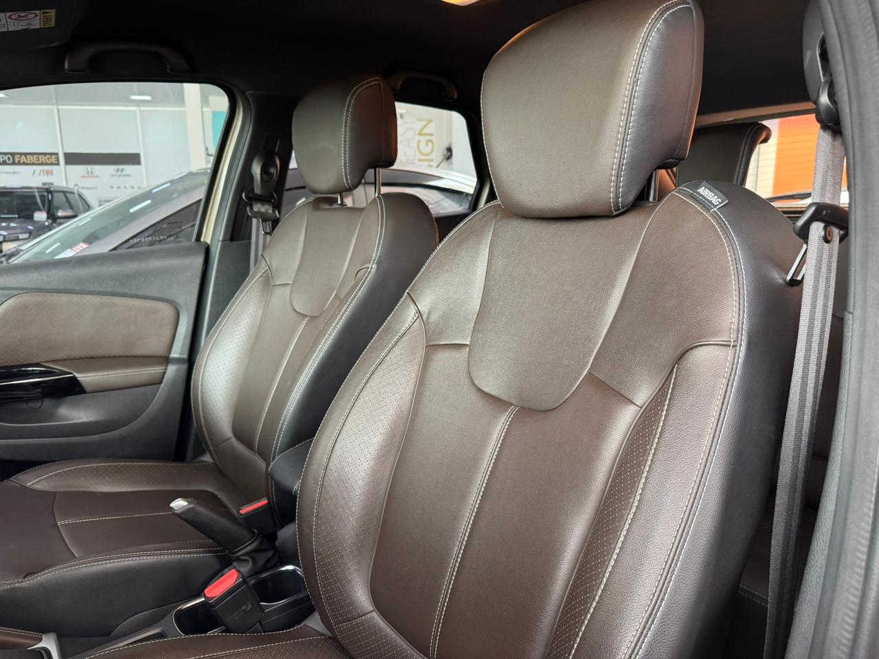 Renault-CAPTUR-CAPTUR Iconic 1.3 TB 16V Flex 5p Aut.
