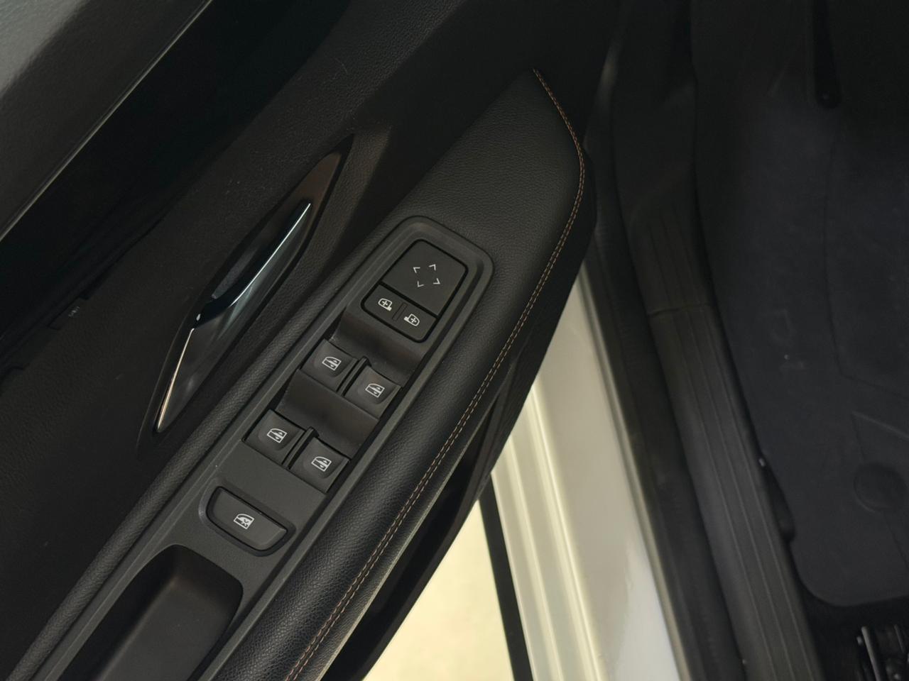 Renault-Kardian-Kardian Techno Flex 1.0 TB 12V 5p Aut.