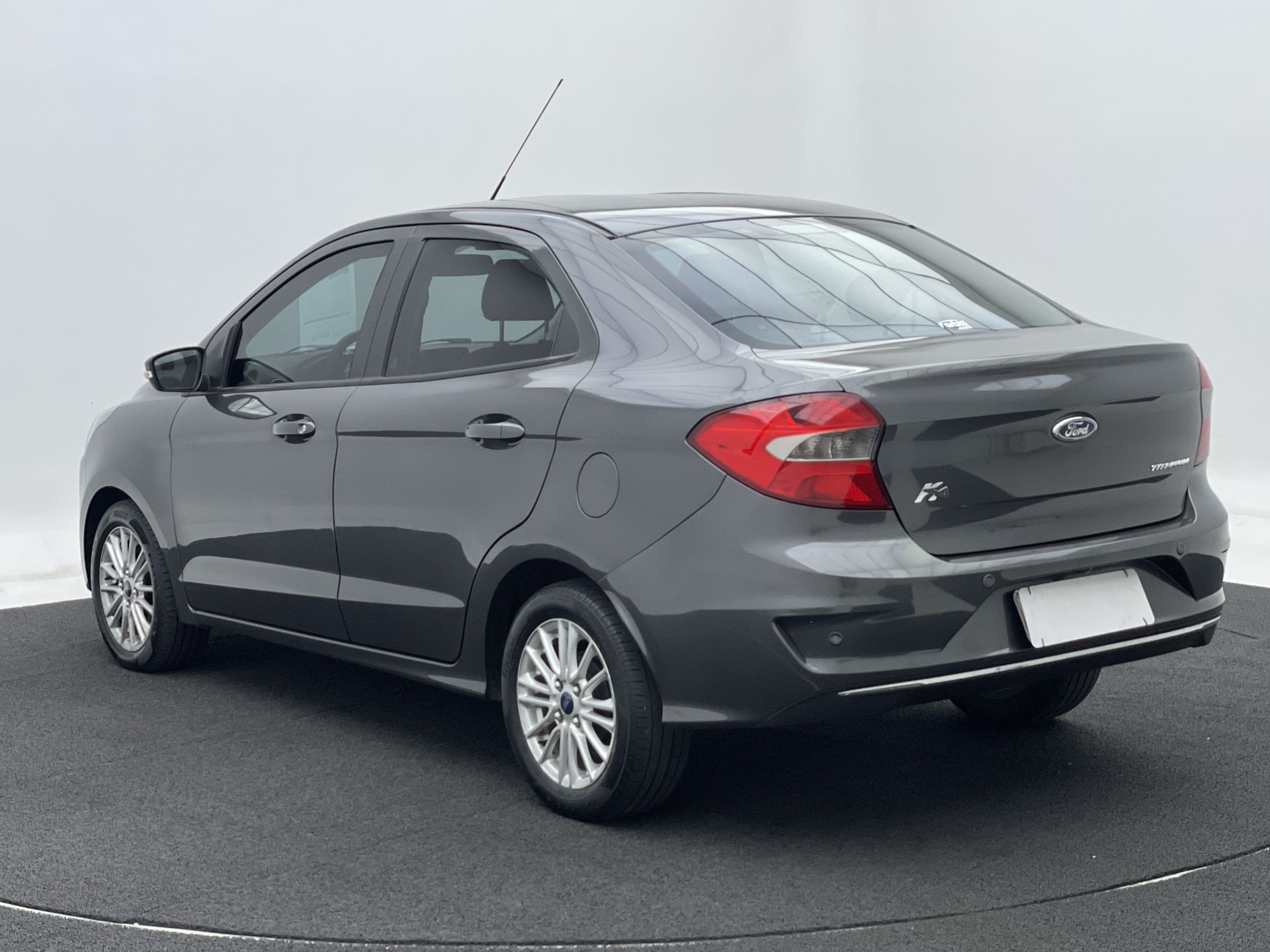 Ka 1.5 Sedan TITANIUM 12V Flex 4p Aut.