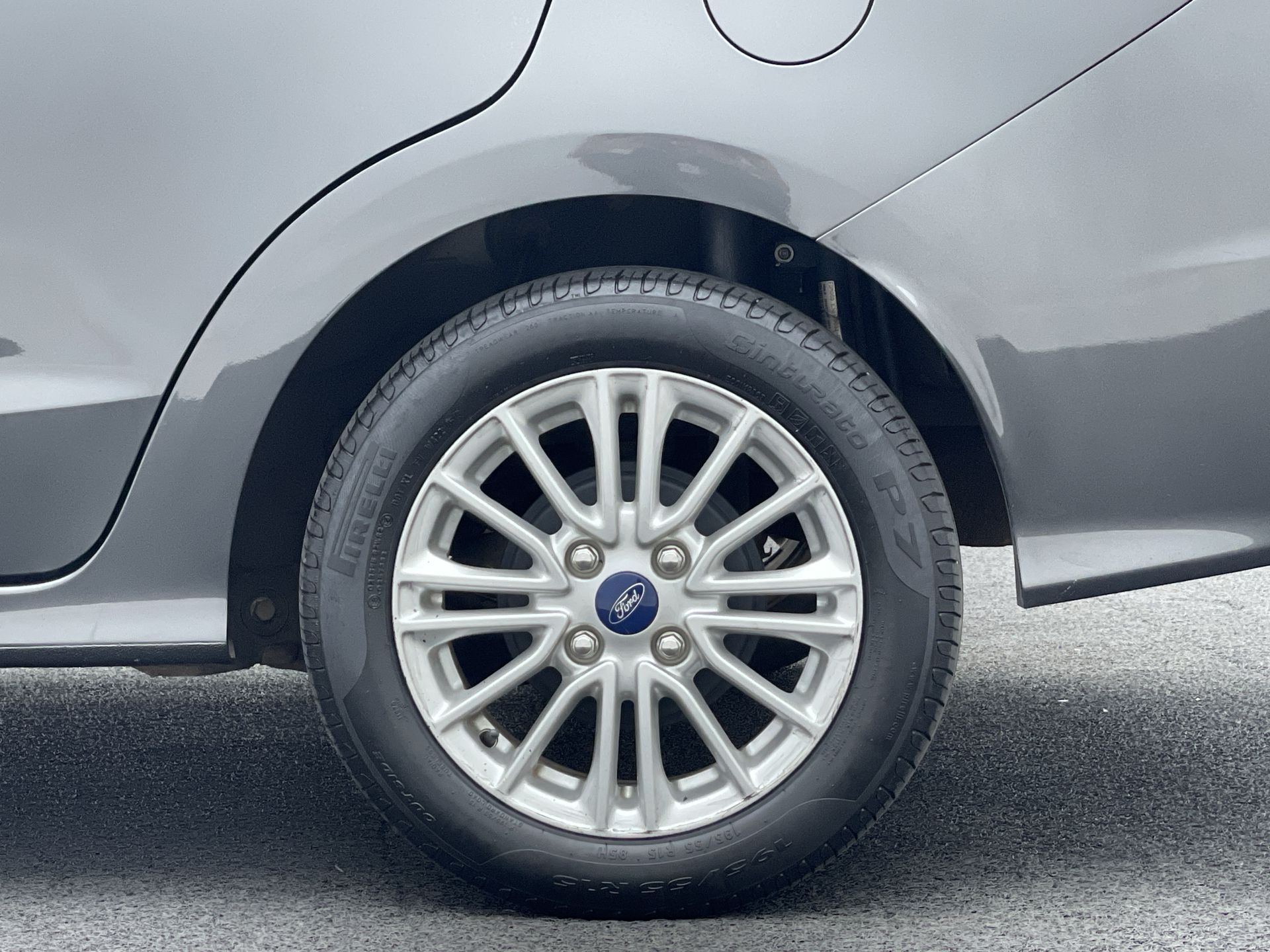 Ka 1.5 Sedan TITANIUM 12V Flex 4p Aut.