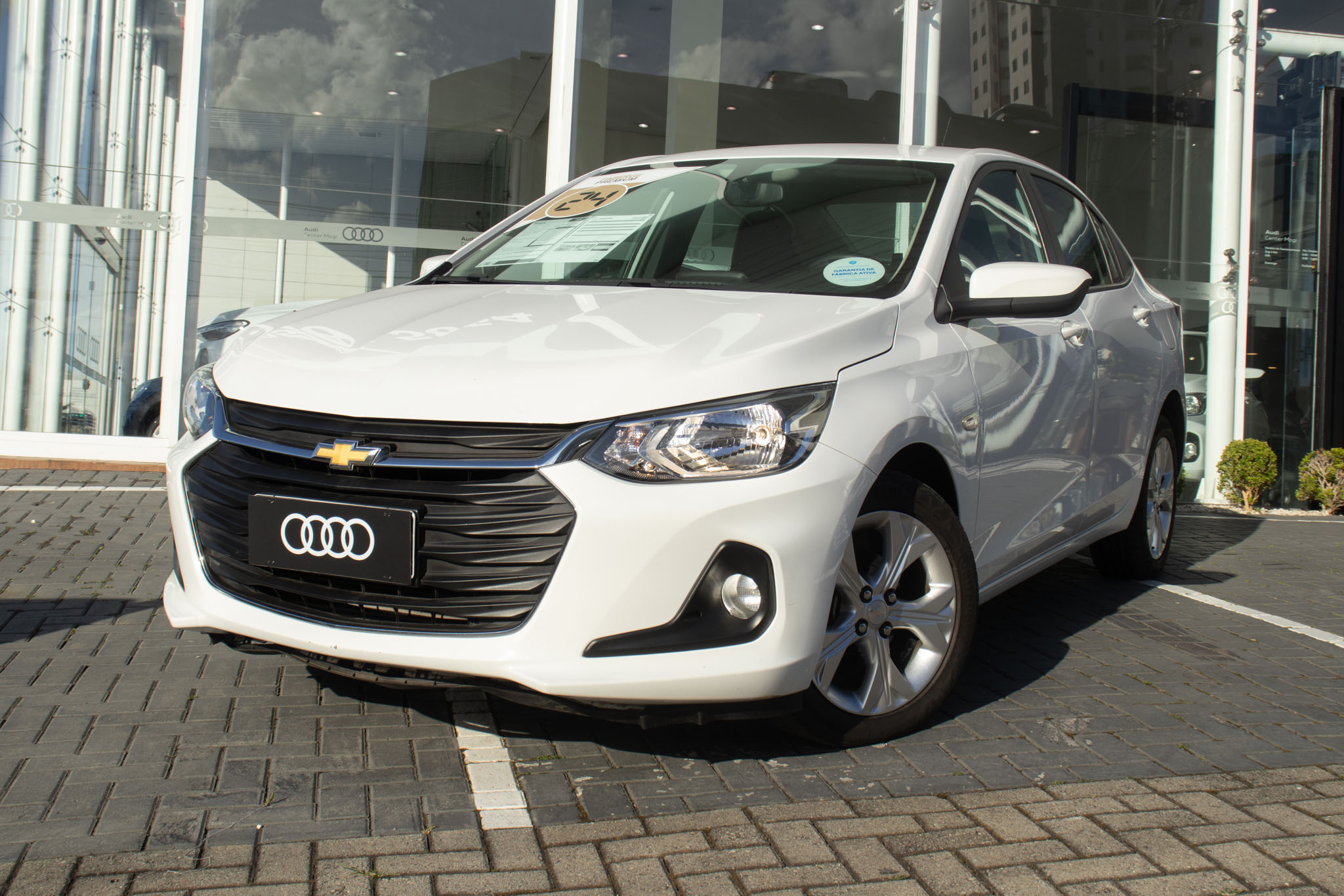 GM - Chevrolet-ONIX-ONIX SEDAN Plus LTZ 1.0 12V TB Flex Aut.