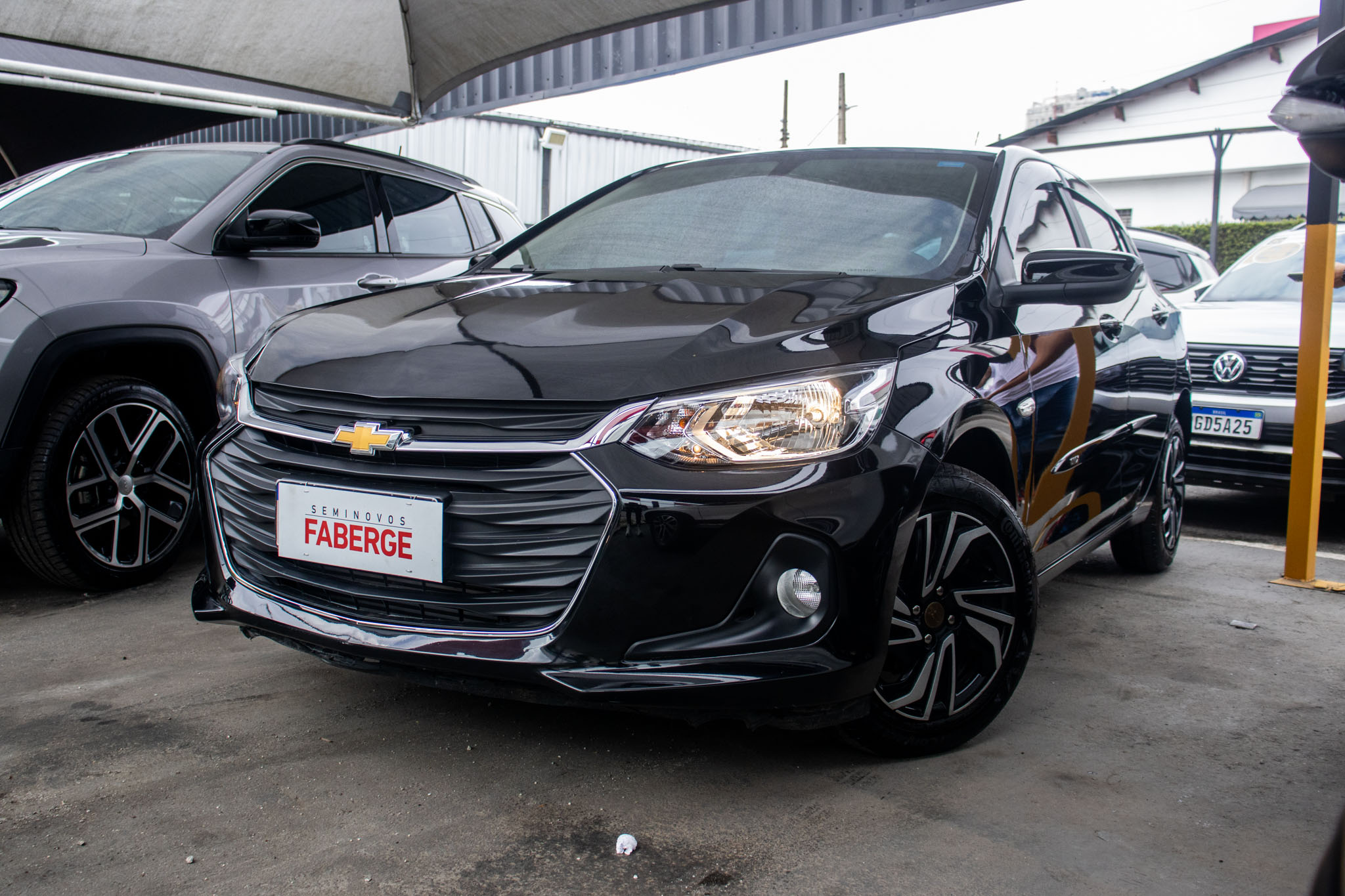 GM - Chevrolet-ONIX-ONIX HATCH LT 1.0 12V TB Flex 5p Mec.