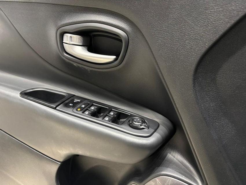 Jeep-RENEGADE-1.3 T270 TURBO FLEX S 4X4 AT9