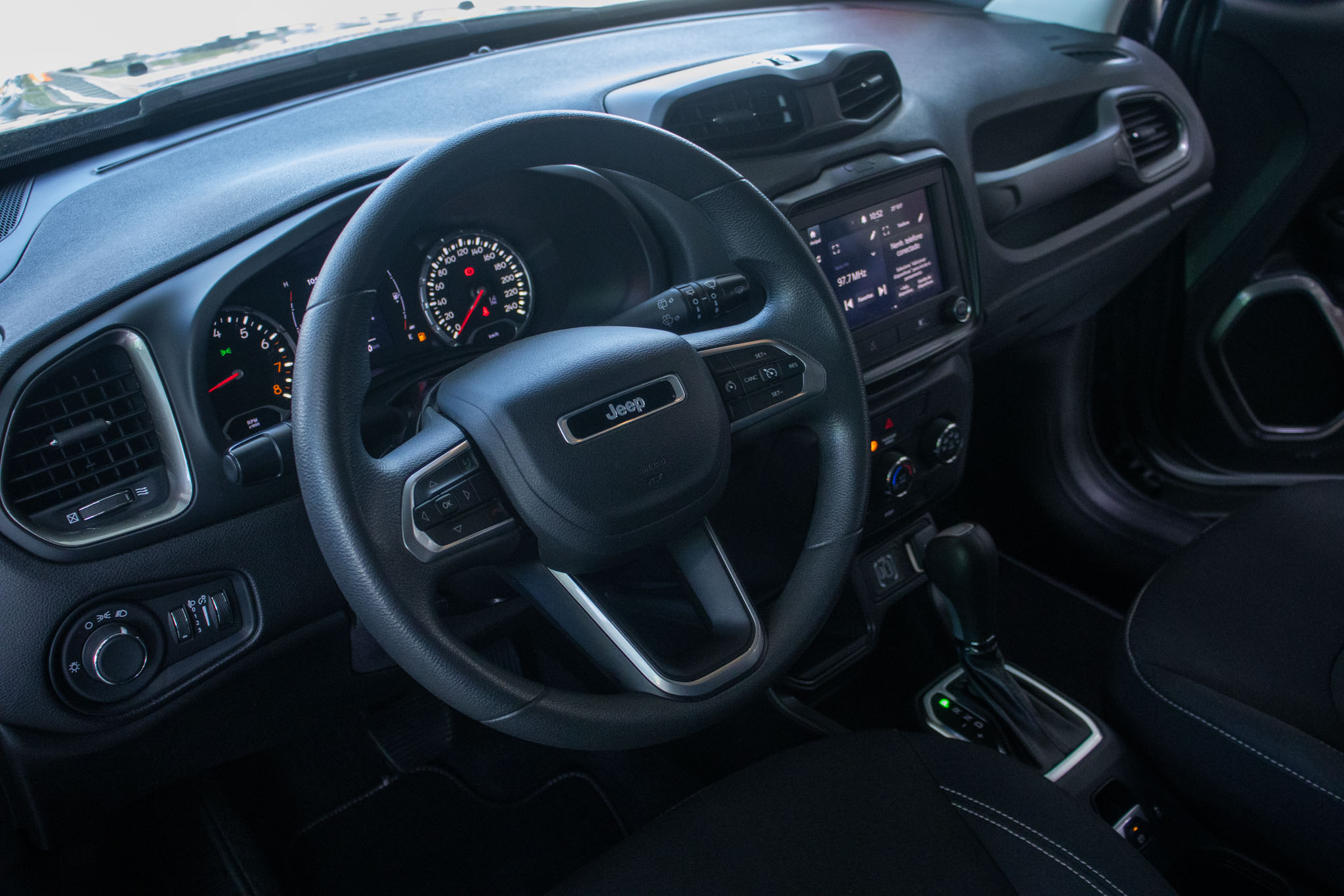 Jeep-RENEGADE-Renegade Sport T270 1.3 TB 4x2 Flex Aut.