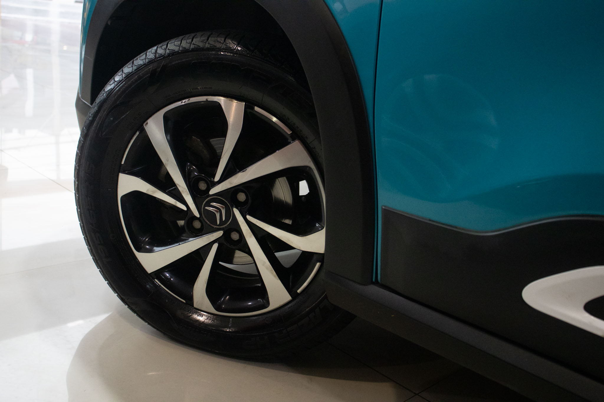 Citroën-C3-C3 First Edition 1.0 Flex 6V 5p Mec.