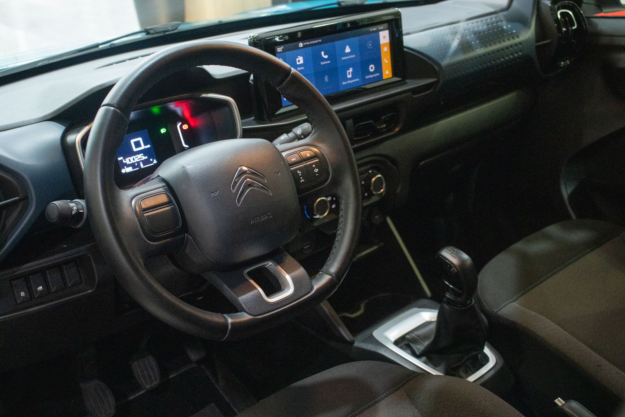 Citroën-C3-C3 First Edition 1.0 Flex 6V 5p Mec.