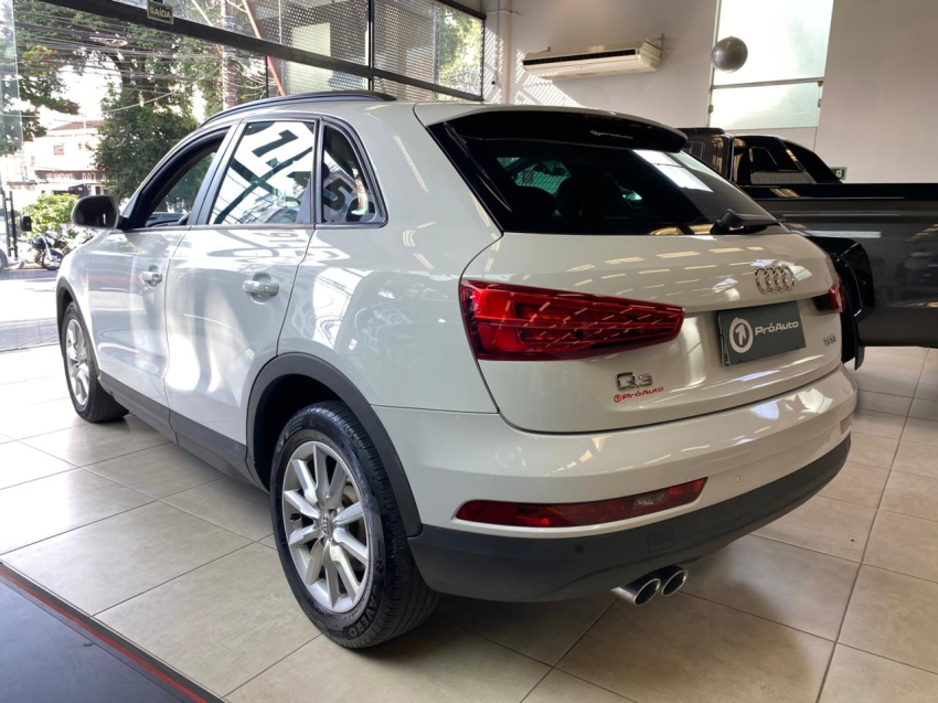 Audi-Q3-1.4 TFSI AMBIENTE GASOLINA 4P S TRONIC