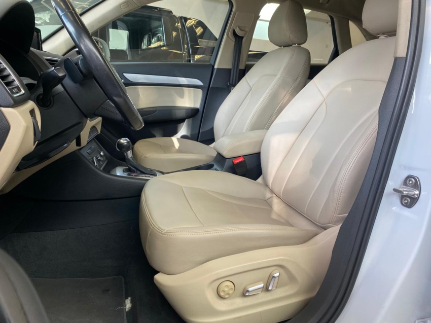 Audi-Q3-1.4 TFSI AMBIENTE GASOLINA 4P S TRONIC