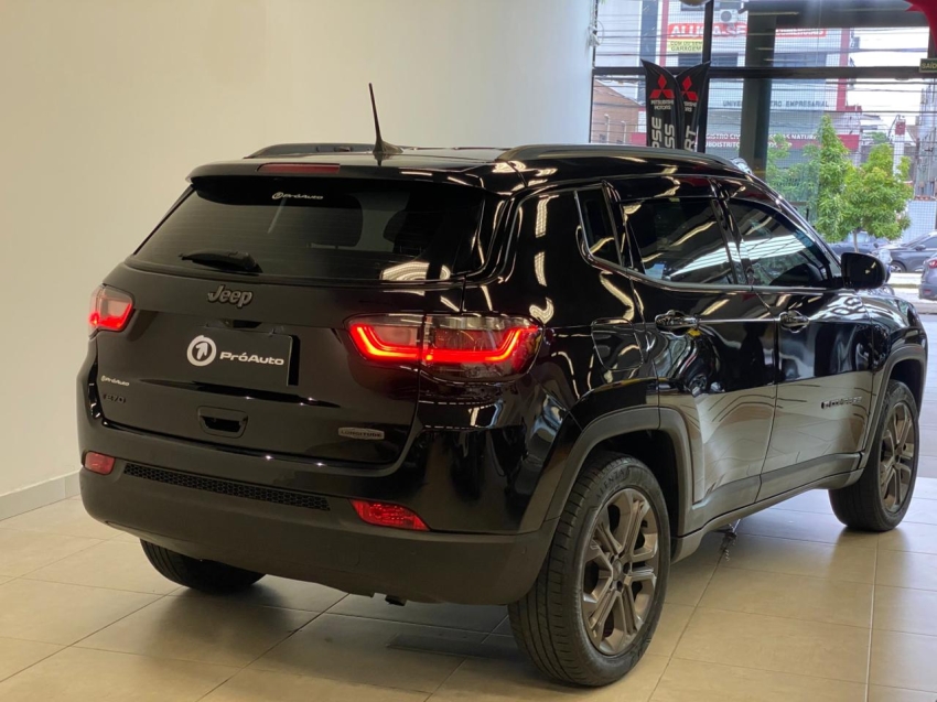 Jeep-COMPASS-1.3 T270 TURBO FLEX LONGITUDE AT6
