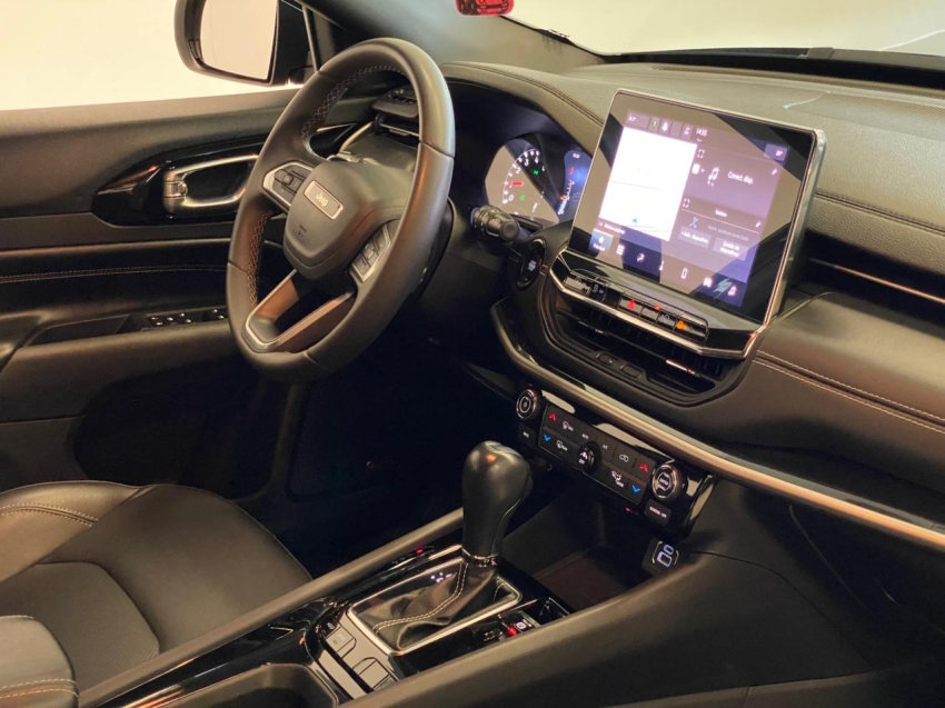 Jeep-COMPASS-1.3 T270 TURBO FLEX LONGITUDE AT6