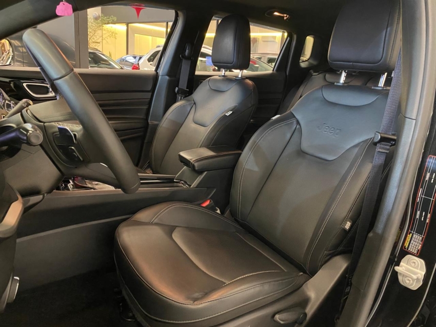Jeep-COMPASS-1.3 T270 TURBO FLEX LONGITUDE AT6