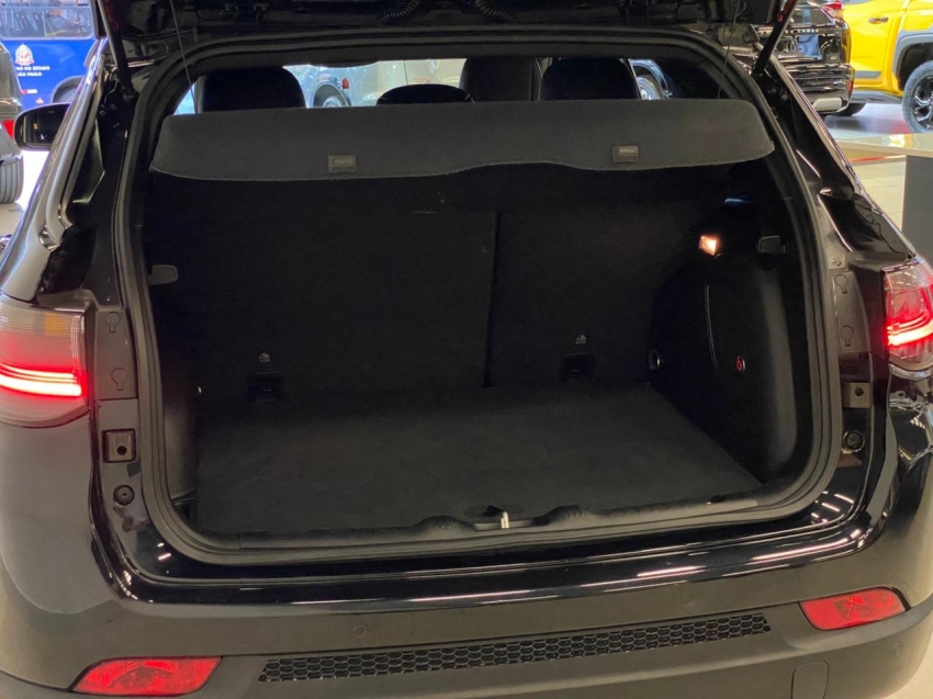 Jeep-COMPASS-1.3 T270 TURBO FLEX LONGITUDE AT6