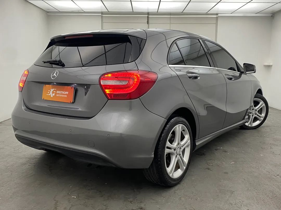MERCEDES-BENZ-CLASSE-CLASSE A 200 1.6 TB/FLEX AUT.