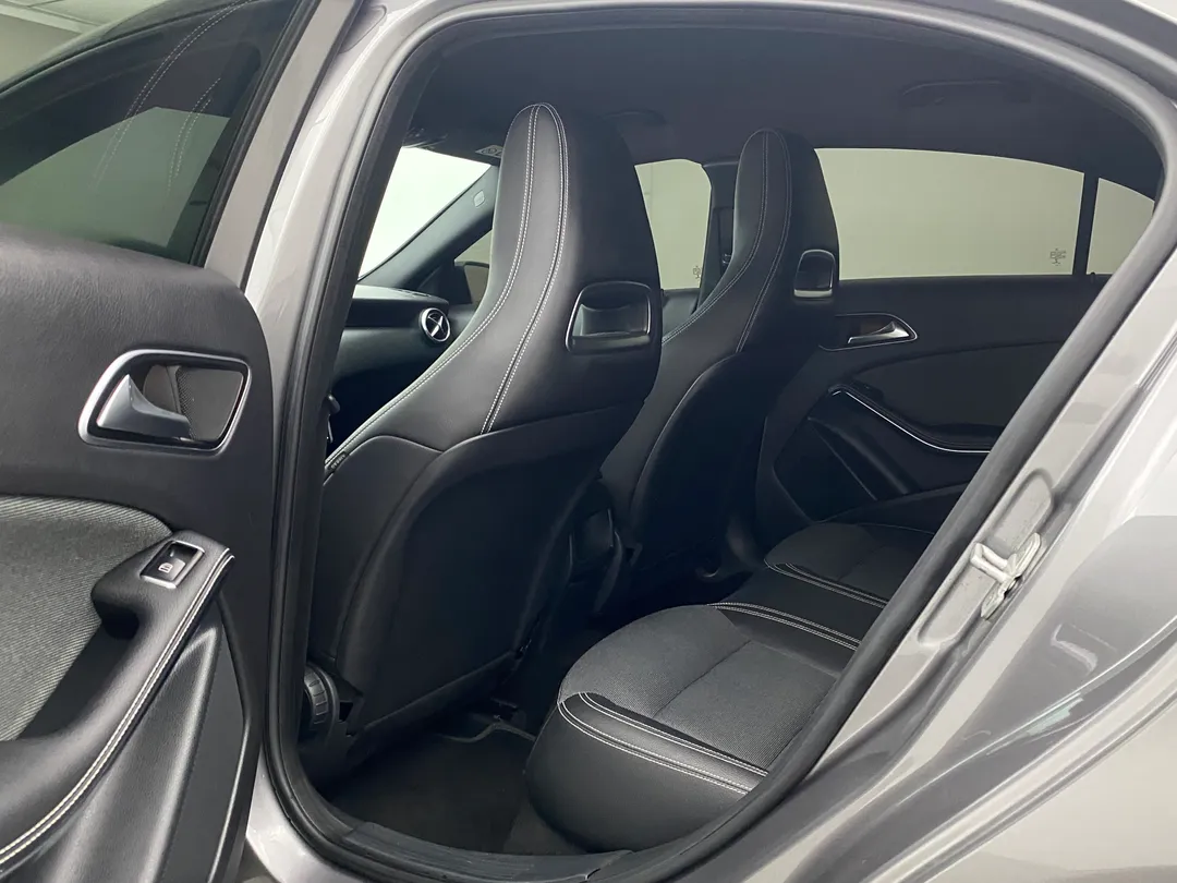 MERCEDES-BENZ-CLASSE-CLASSE A 200 1.6 TB/FLEX AUT.