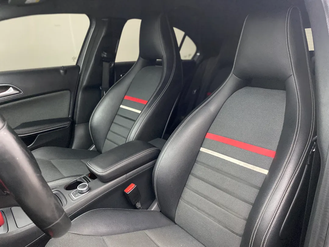 MERCEDES-BENZ-CLASSE-CLASSE A 200 1.6 TB/FLEX AUT.