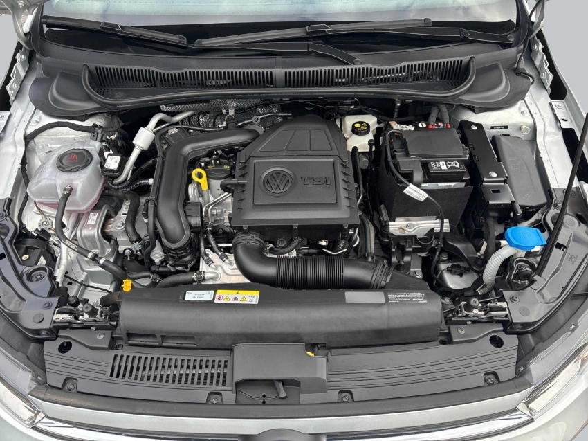 Volkswagen-POLO-1.0 170 TSI HIGHLINE AUTOMÁTICO
