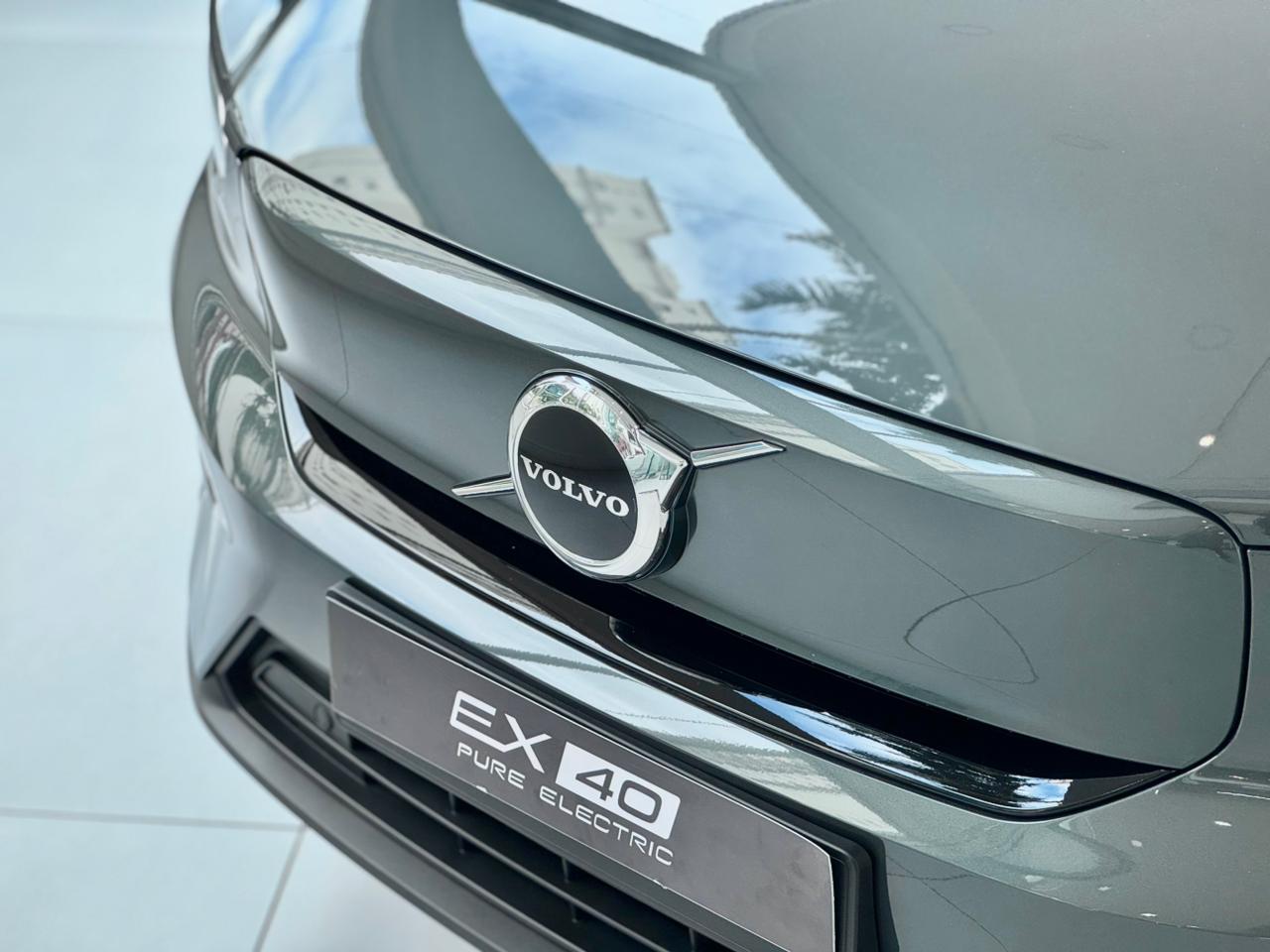 Volvo-EX40-EX40 Plus P6 (Elétrico)