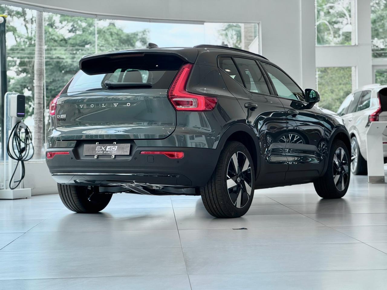 Volvo-EX40-EX40 Plus P6 (Elétrico)