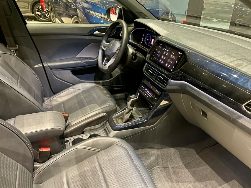 VW - Volkswagen-T-CROSS-1.0 200 TSI TOTAL FLEX COMFORTLINE AUTOMÁTICO