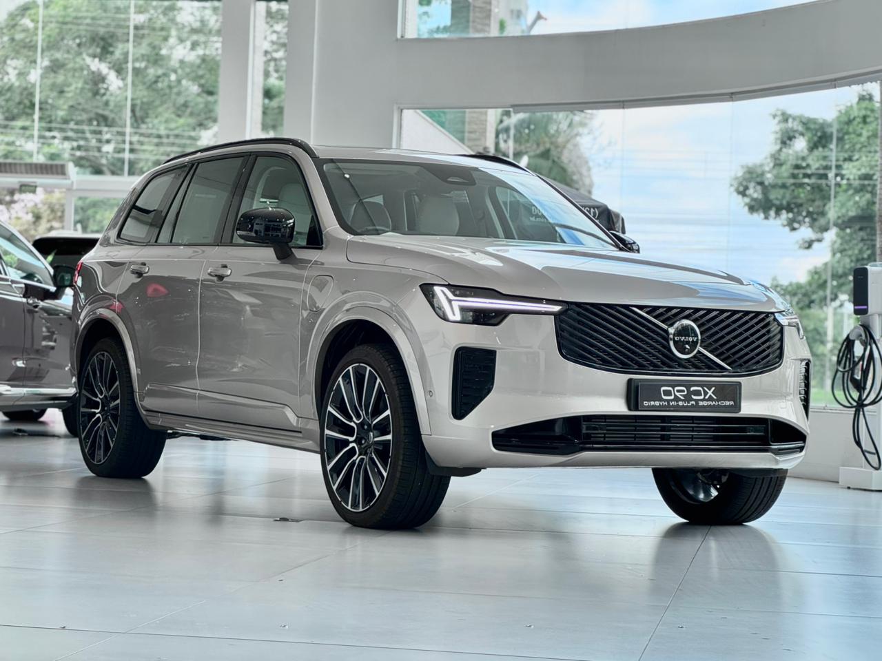 Volvo-XC 90-XC 90 T-8 Ultra Dark 2.0 AWD (Híbrido)