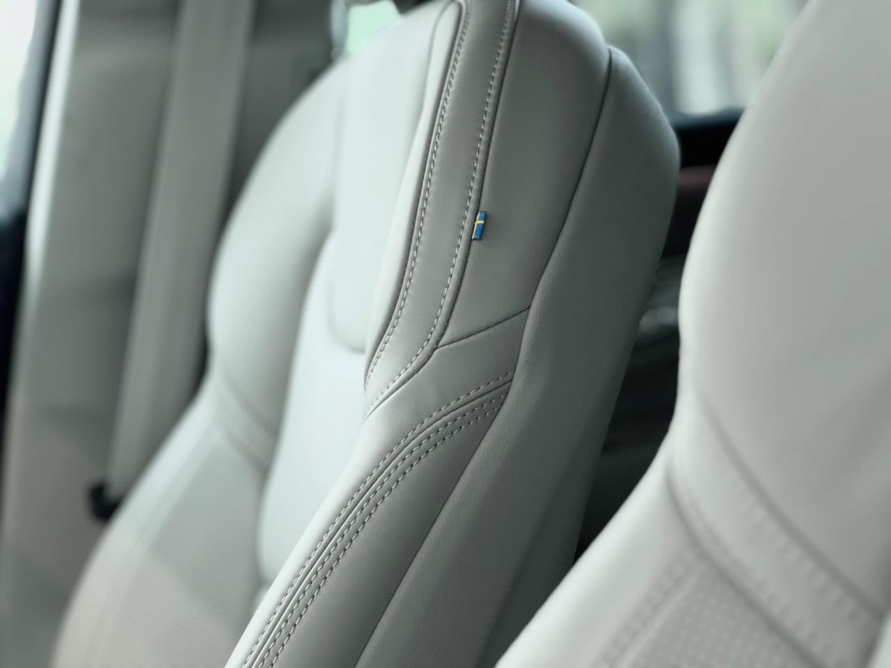 Volvo-XC 90-XC 90 T-8 Ultra Dark 2.0 AWD (Híbrido)