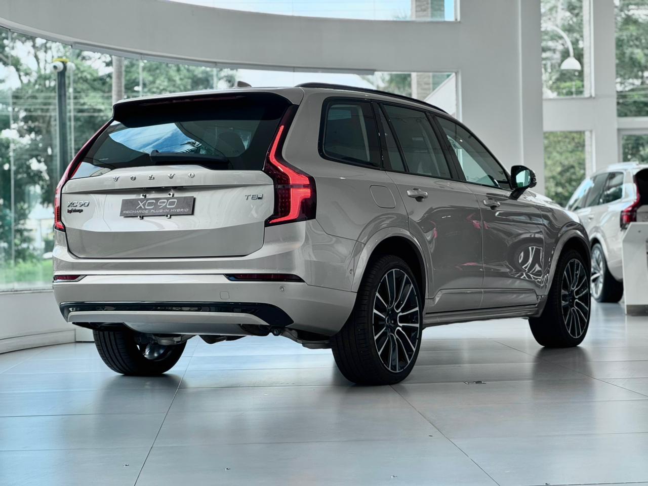Volvo-XC 90-XC 90 T-8 Ultra Dark 2.0 AWD (Híbrido)