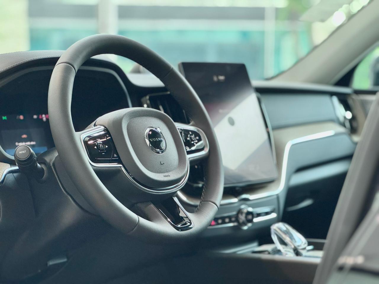 Volvo-XC 60-XC 60 T-8 Ultra 2.0 AWD (Híbrido)
