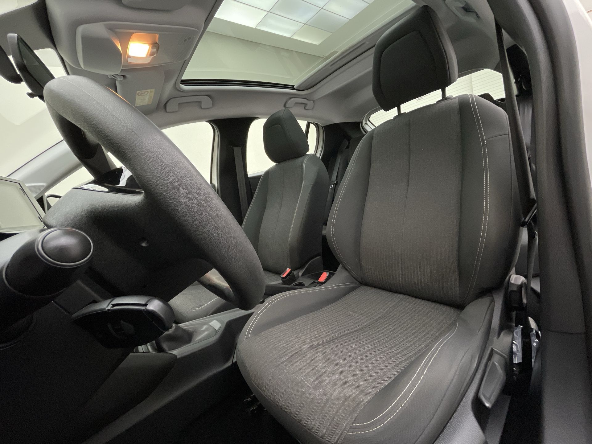 208 Active 1.6 Flex 16V 5p Aut.