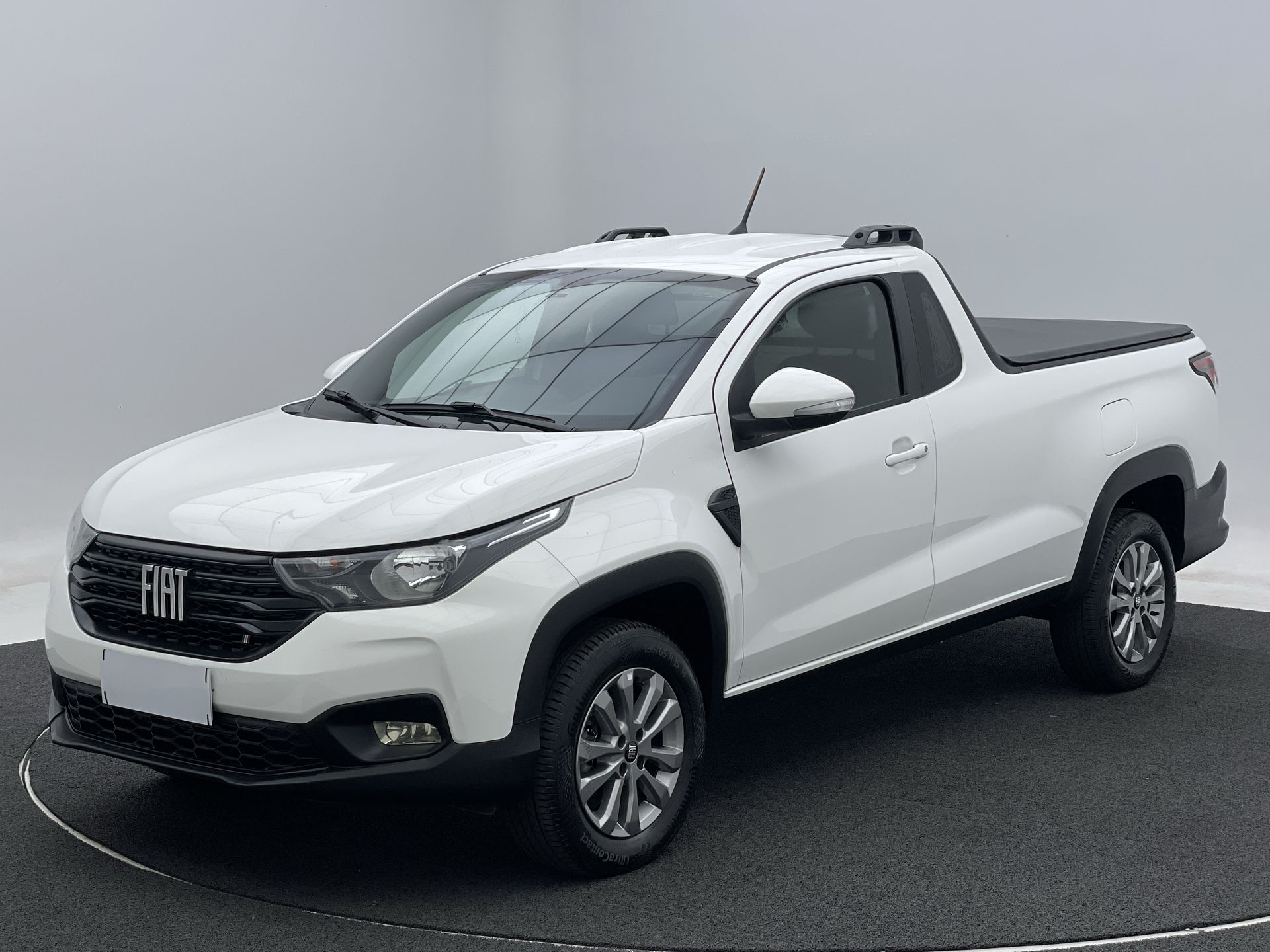 Strada Freedom 1.4 Flex 8V CS