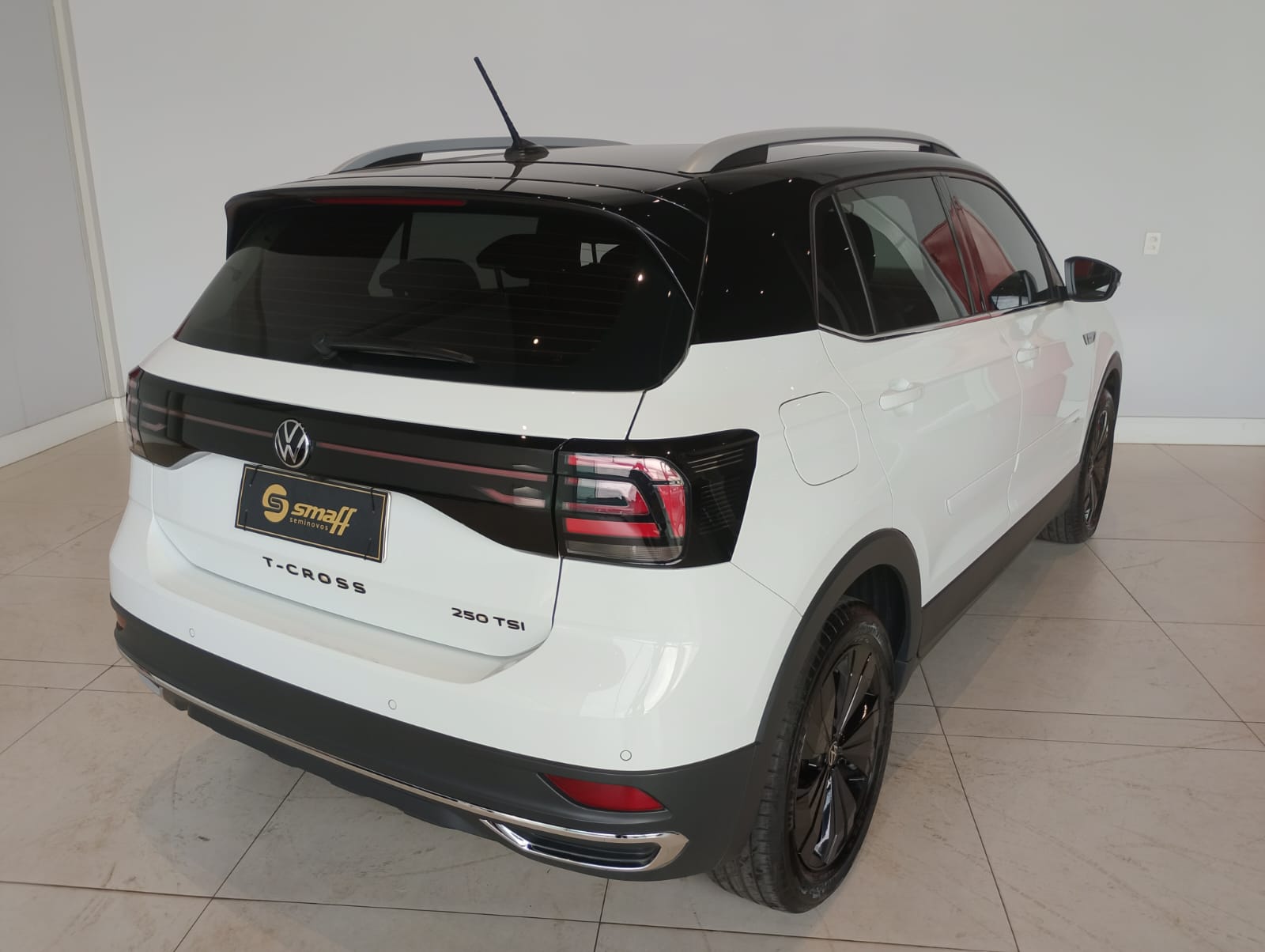 VW - Volkswagen-T-Cross-T-Cross Hig. 250 TSI 1.4 Flex 16V 5p Aut
