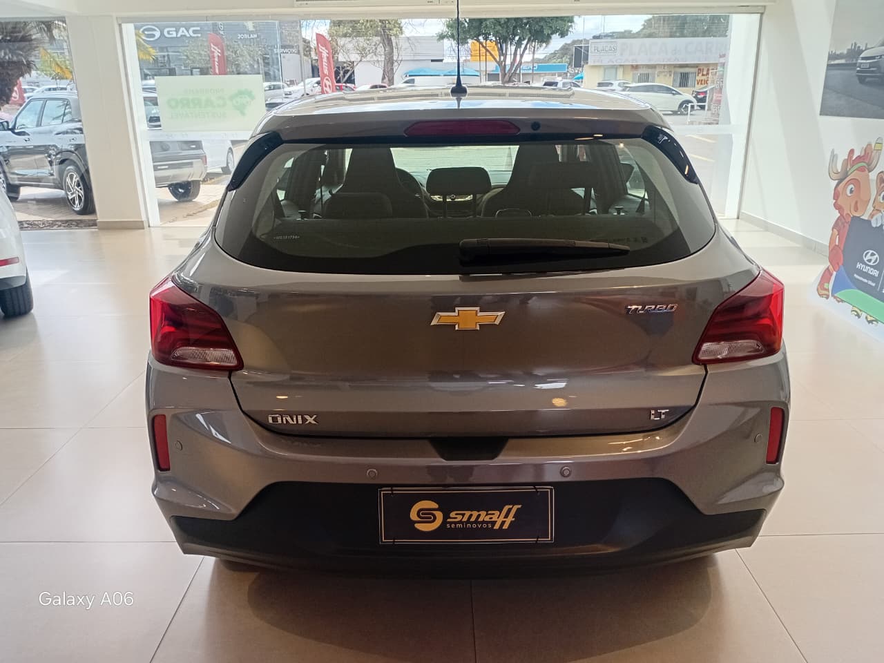 GM - Chevrolet-ONIX-ONIX HATCH LT 1.0 12V TB Flex 5p Aut.