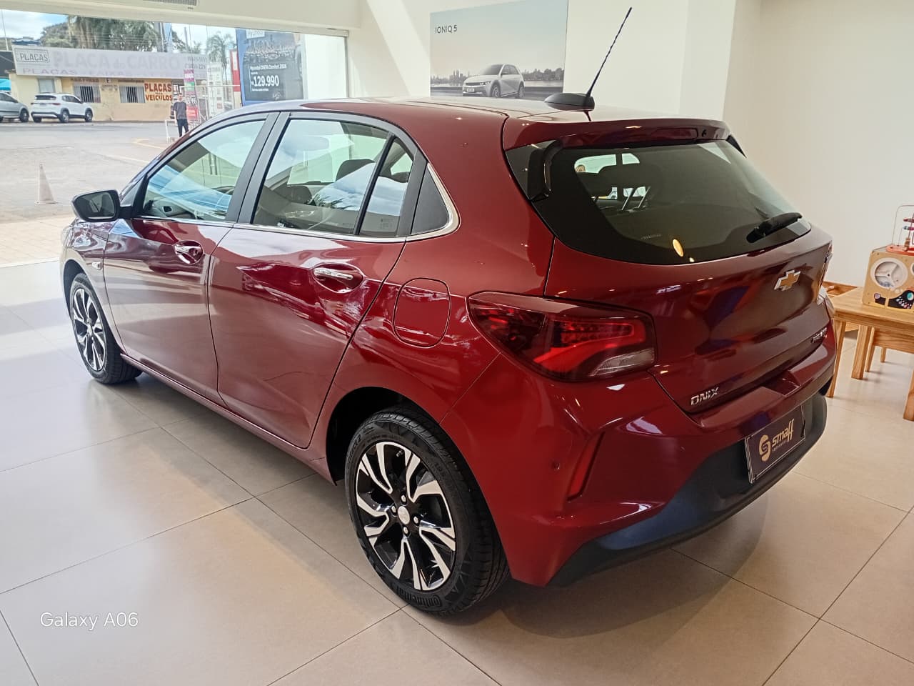 GM - Chevrolet-ONIX-ONIX HATCH PREM. 1.0 12V TB Flex 5p Aut.