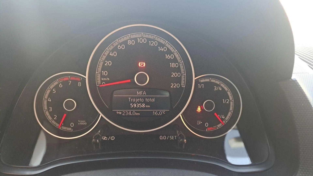 Volkswagen-UP-1.0 MPI MOVE UP 12V FLEX 4P MANUAL