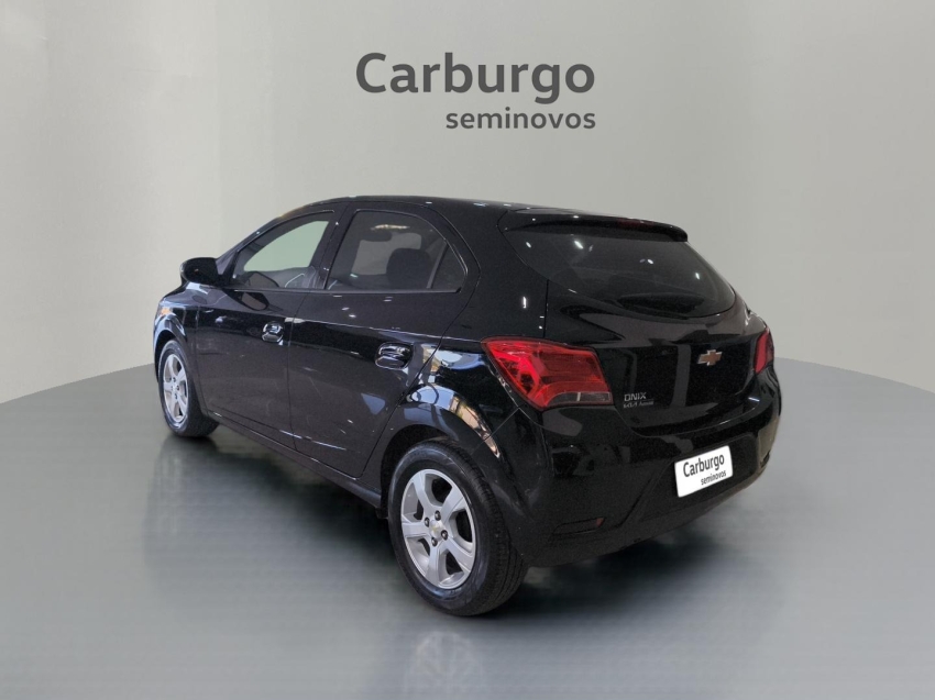 GM - Chevrolet-ONIX-1.4 MPFI LT 8V FLEX 4P AUTOMÁTICO