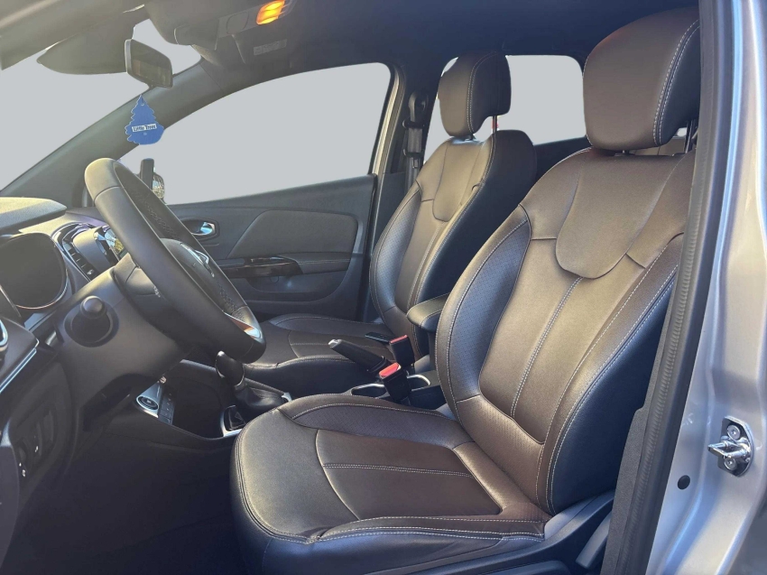 Renault-CAPTUR-1.3 TCE FLEX ICONIC X-TRONIC