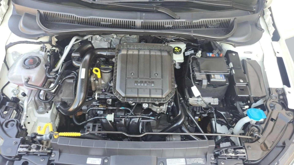 Volkswagen-POLO-1.0 MPI MANUAL