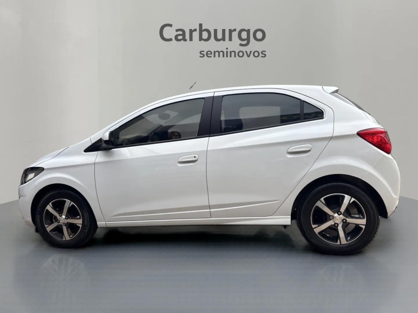 GM - Chevrolet-ONIX-1.4 MPFI LTZ 8V FLEX 4P MANUAL