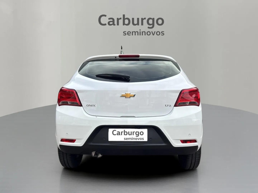GM - Chevrolet-ONIX-1.4 MPFI LTZ 8V FLEX 4P MANUAL