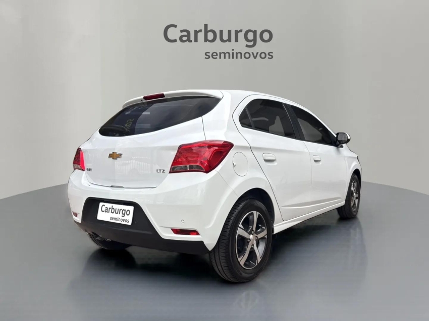 GM - Chevrolet-ONIX-1.4 MPFI LTZ 8V FLEX 4P MANUAL