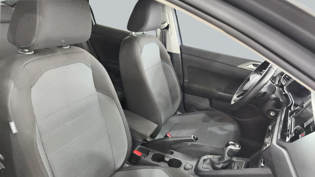 Volkswagen-NIVUS-1.0 200 TSI TOTAL FLEX COMFORTLINE AUTOMÁTICO