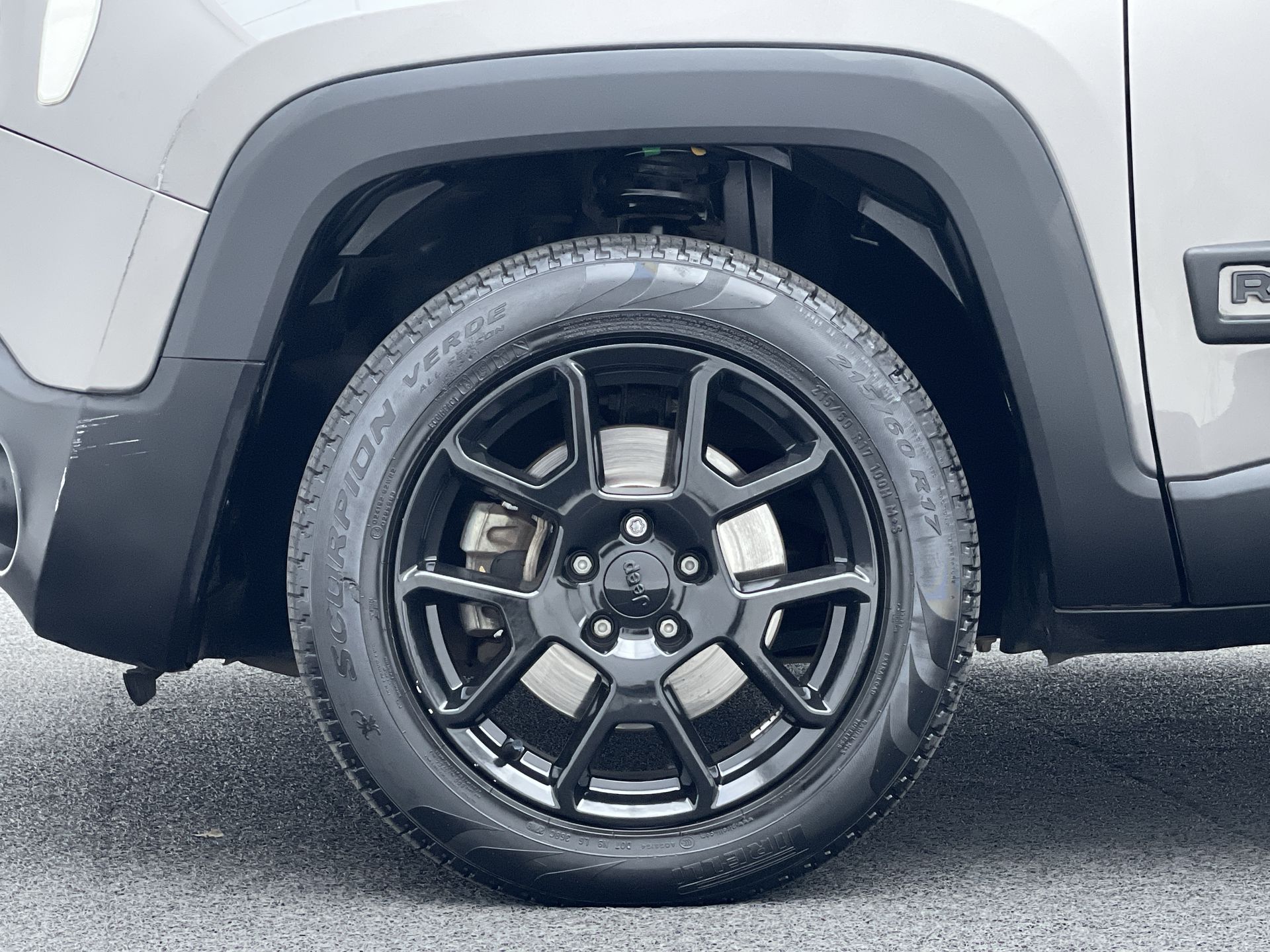 Jeep-RENEGADE-Renegade Sport 1.8 4x2 Flex 16V Aut.