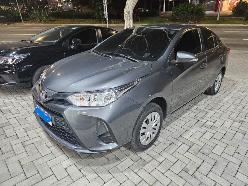 Toyota-YARIS-1.5 16V FLEX SEDAN XL MULTIDRIVE