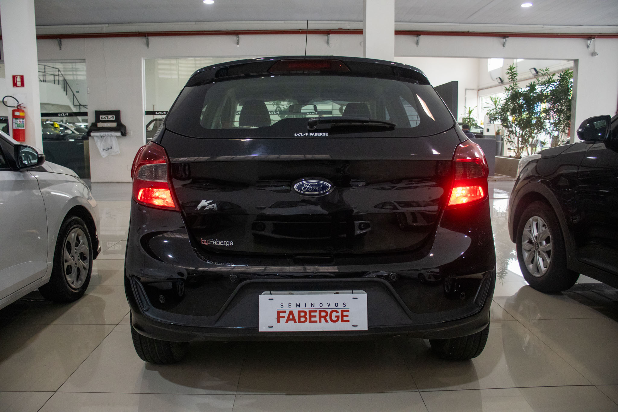 Ford-KA-Ka 1.0 SE/SE Plus TiVCT Flex 5p