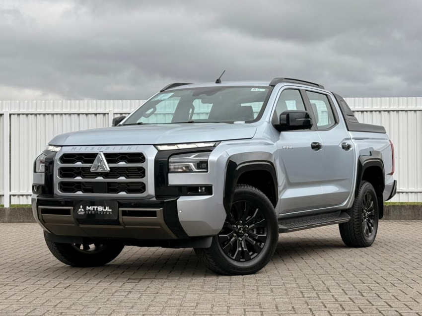 2.4 BITURBO DIESEL CD KATANA 4X4 AUTOMÁTICO