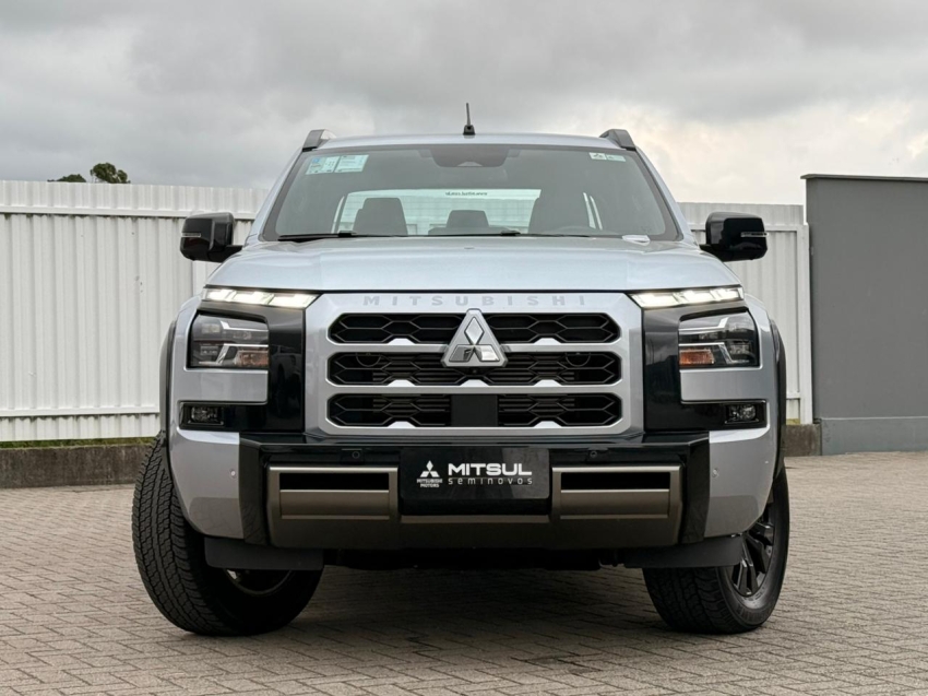 Mitsubishi-TRITON-2.4 BITURBO DIESEL CD KATANA 4X4 AUTOMÁTICO